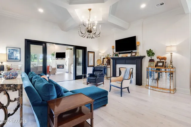 $1,199,999 | 101 Birdwatch Lane, Lafayette, LA 70508