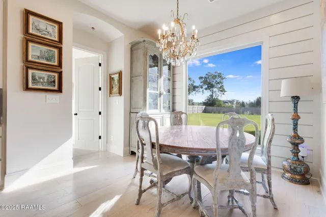 $1,199,999 | 101 Birdwatch Lane, Lafayette, LA 70508