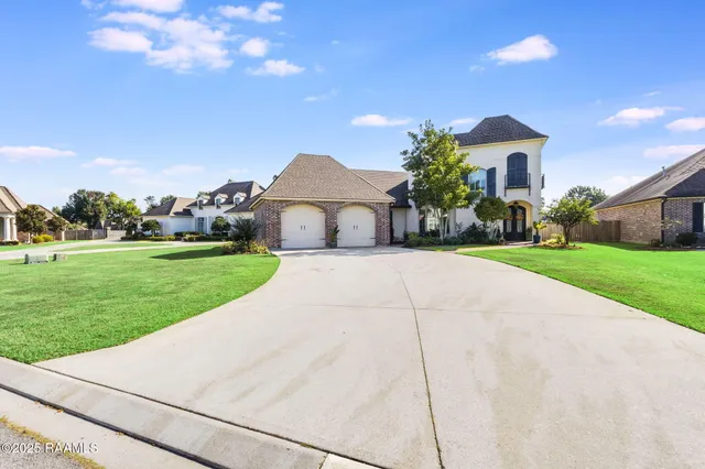 $1,199,999 | 101 Birdwatch Lane, Lafayette, LA 70508