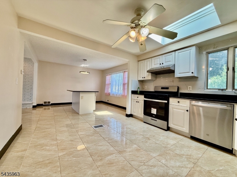 65 Wabeno Avenue Springfield, NJ 07081 - Photo 29 of 43