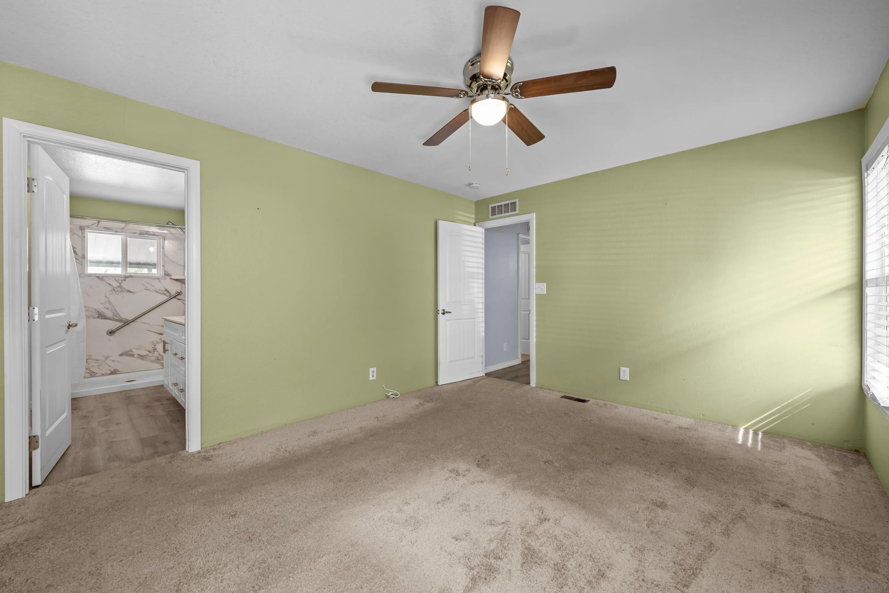 18218 Paradise Mountain Road, Unit 199 Valley Center, CA 92082 - Photo 28 of 41 Primary Bedroom