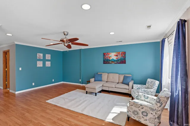 $359,000 | 7760 South 140 East, Wolcottville, IN 46795