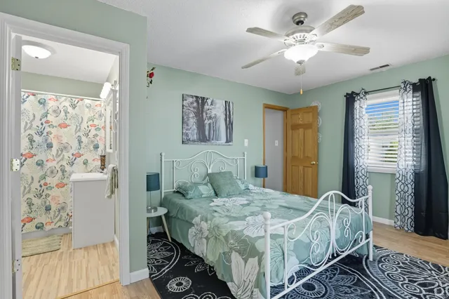 $359,000 | 7760 South 140 East, Wolcottville, IN 46795