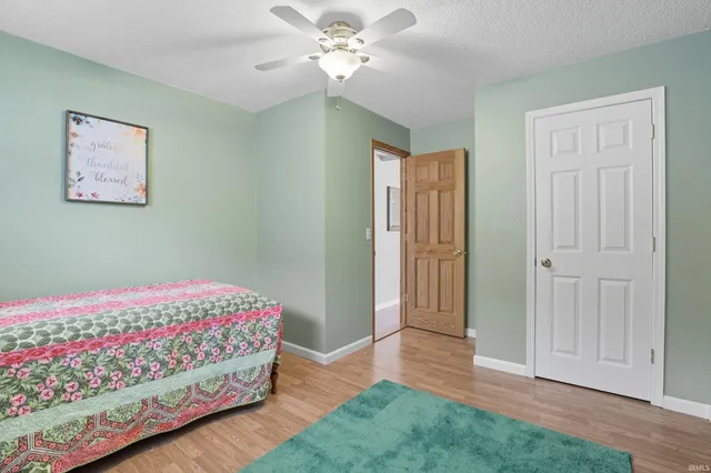 $359,000 | 7760 South 140 East, Wolcottville, IN 46795