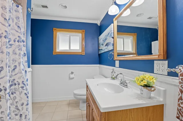 $359,000 | 7760 South 140 East, Wolcottville, IN 46795