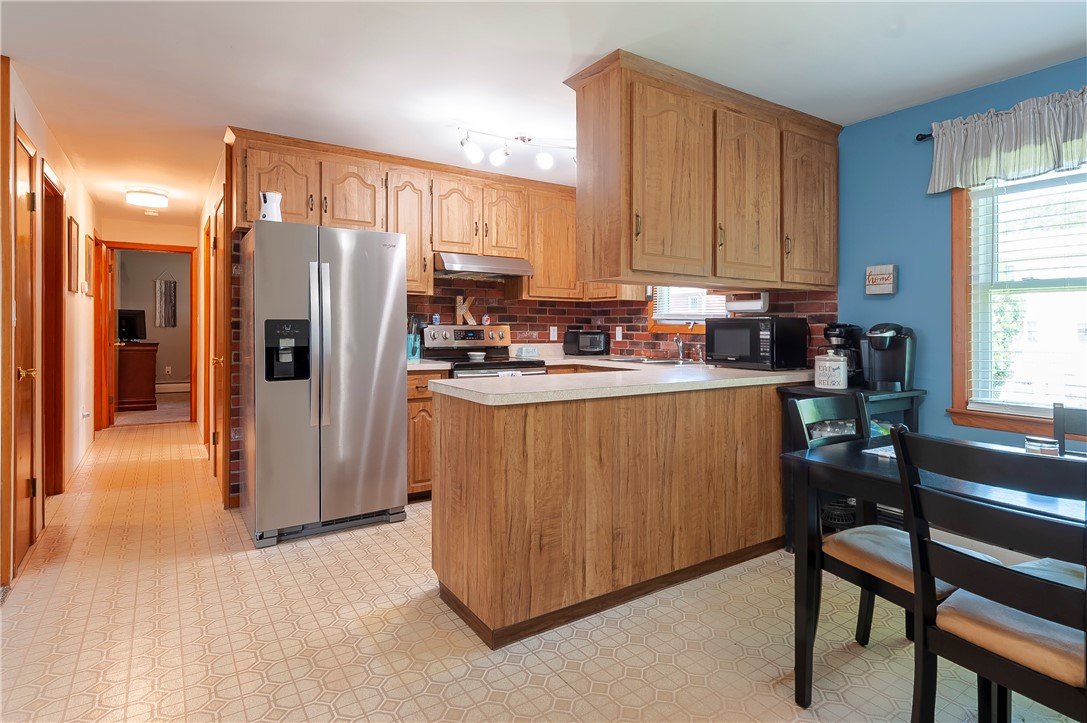 182 Getchell Avenue Woonsocket, RI 02895 - Photo 3 of 18