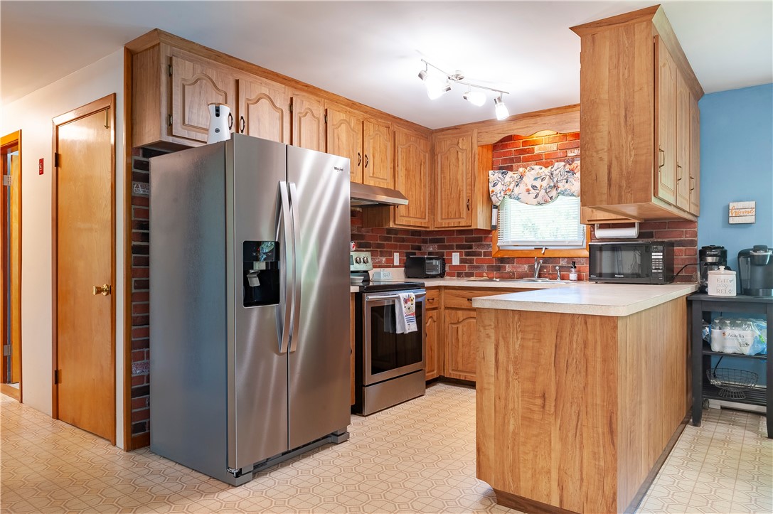 182 Getchell Avenue Woonsocket, RI 02895 - Photo 6 of 18