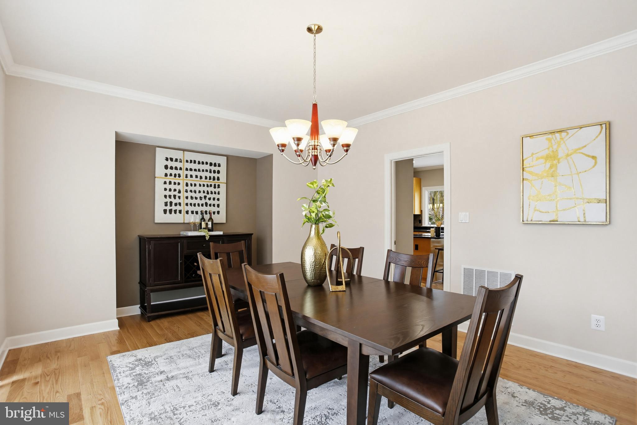 11316 Bright Pond Lane Reston, VA 20194 - Photo 20 of 48 Recessed area,perfect for sideboard or built-in