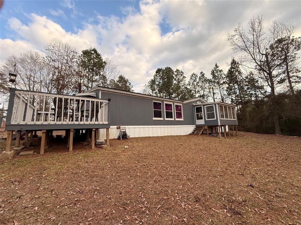 383 Randall Avenue Jefferson, TX 75657 - Photo 2 of 18