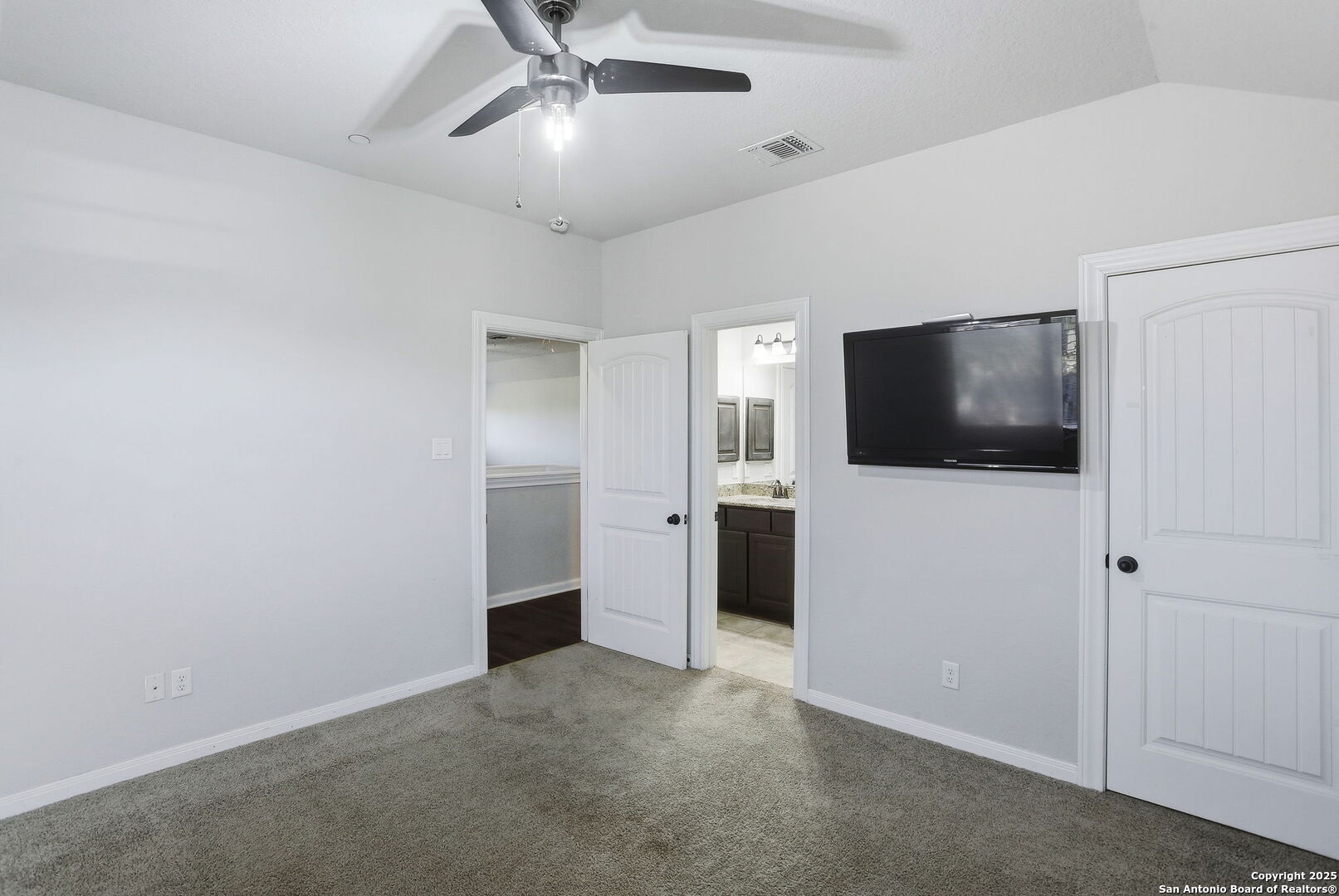 6014 Dewdrop Lane Converse, TX 78109 - Photo 31 of 51