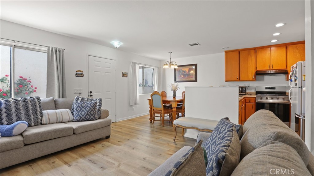 12900 Filmore Street, Unit 114 Pacoima, CA 91331 - Photo 11 of 32