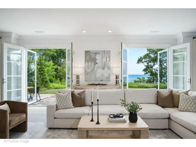 $5,995,000 | 55 Prospect Avenue, Highland Park, IL 60035