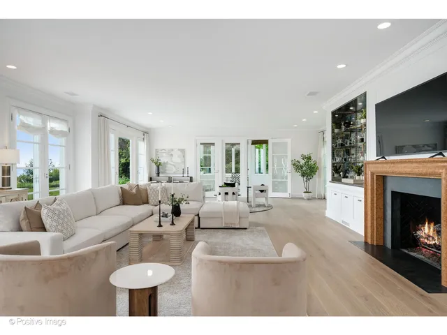 $5,995,000 | 55 Prospect Avenue, Highland Park, IL 60035