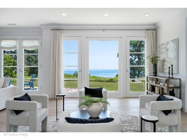 $5,995,000 | 55 Prospect Avenue, Highland Park, IL 60035