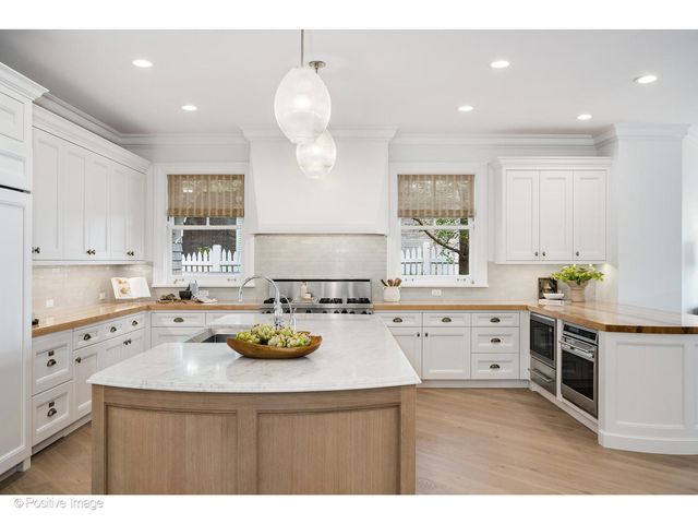 $5,995,000 | 55 Prospect Avenue, Highland Park, IL 60035
