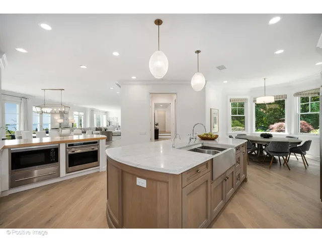 $5,995,000 | 55 Prospect Avenue, Highland Park, IL 60035