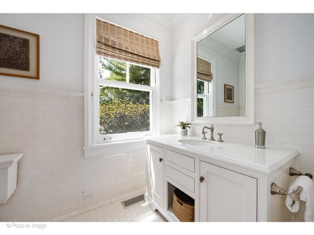 $5,995,000 | 55 Prospect Avenue, Highland Park, IL 60035