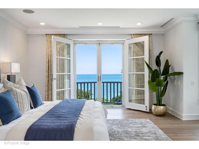 $5,995,000 | 55 Prospect Avenue, Highland Park, IL 60035