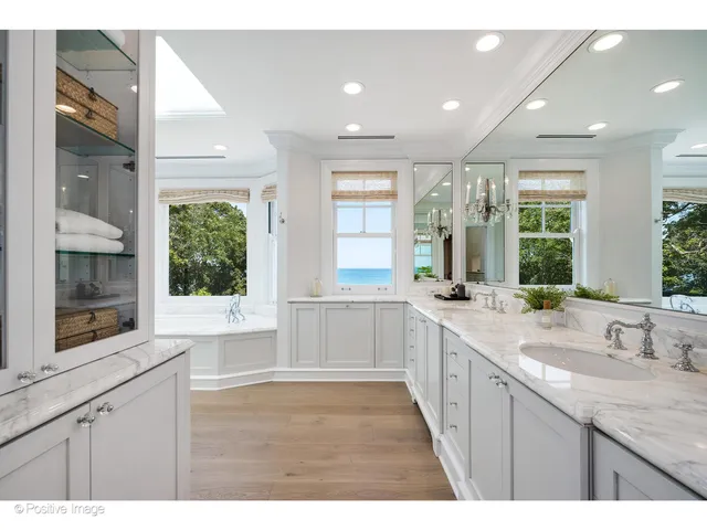 $5,995,000 | 55 Prospect Avenue, Highland Park, IL 60035