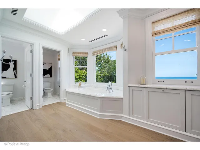 $5,995,000 | 55 Prospect Avenue, Highland Park, IL 60035