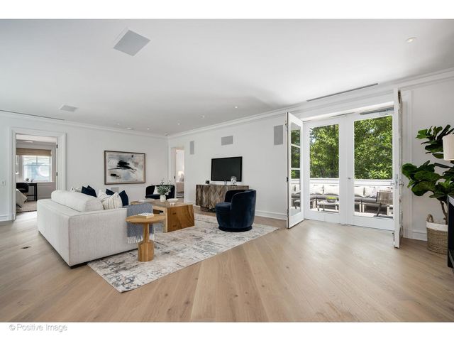 $5,995,000 | 55 Prospect Avenue, Highland Park, IL 60035