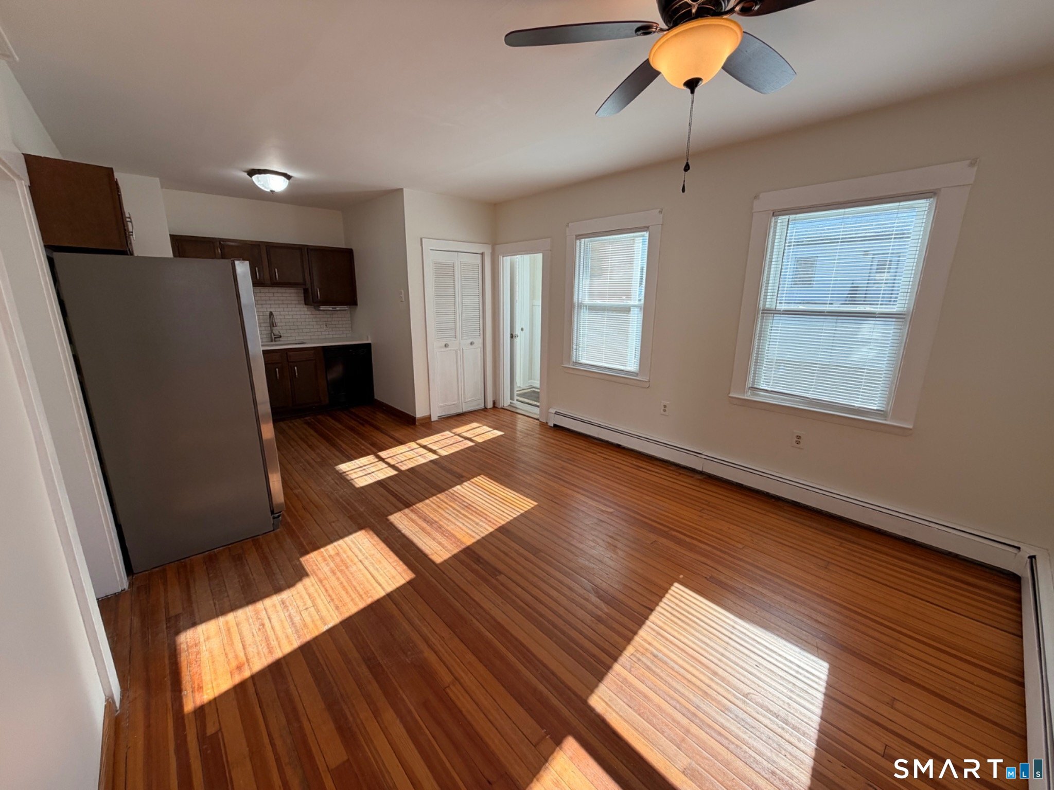 10 Short Street Manchester, CT 06040 - Photo 4 of 20