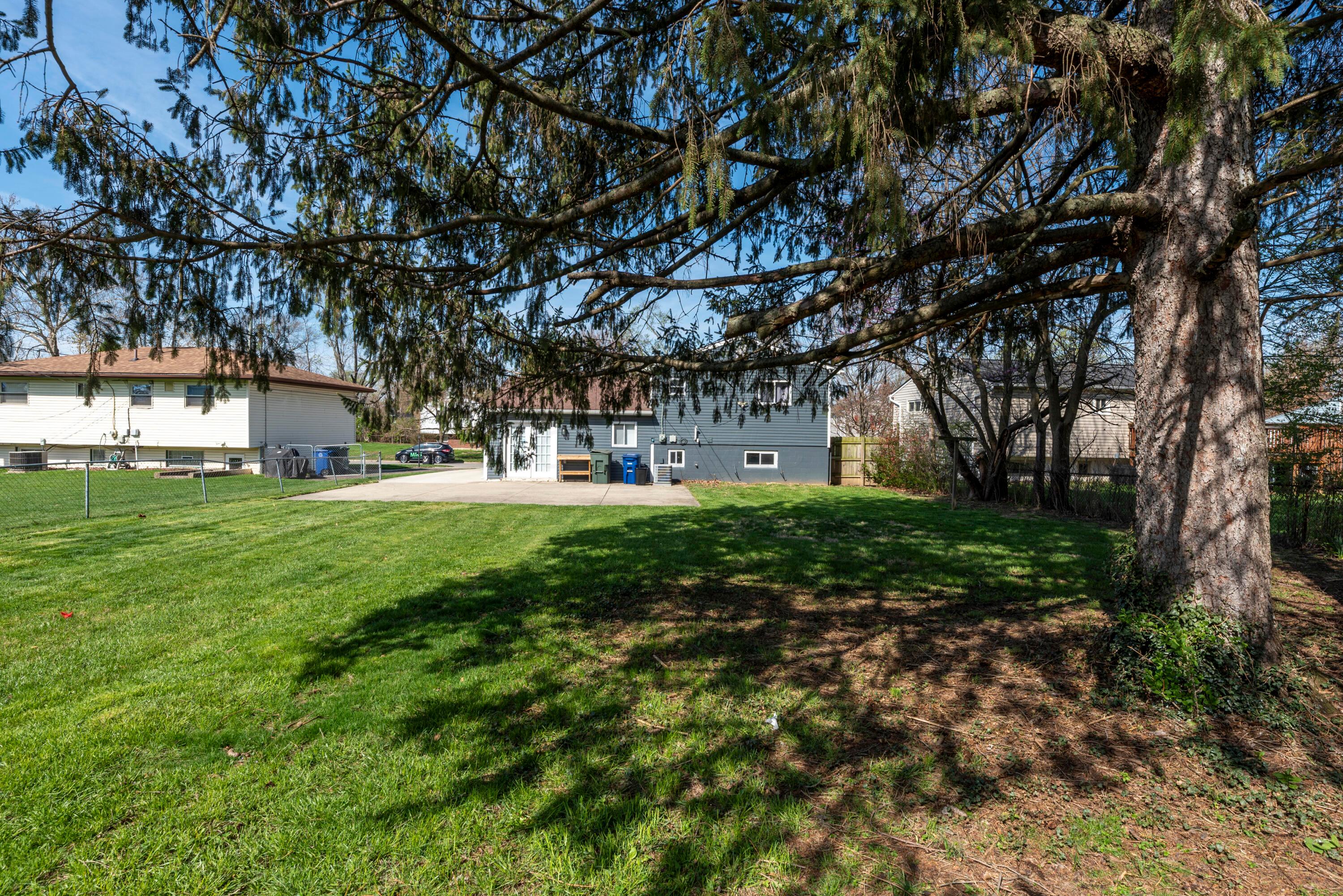 1924 Alsace Road Columbus, OH 43232 - Photo 8 of 43 MAR_3499