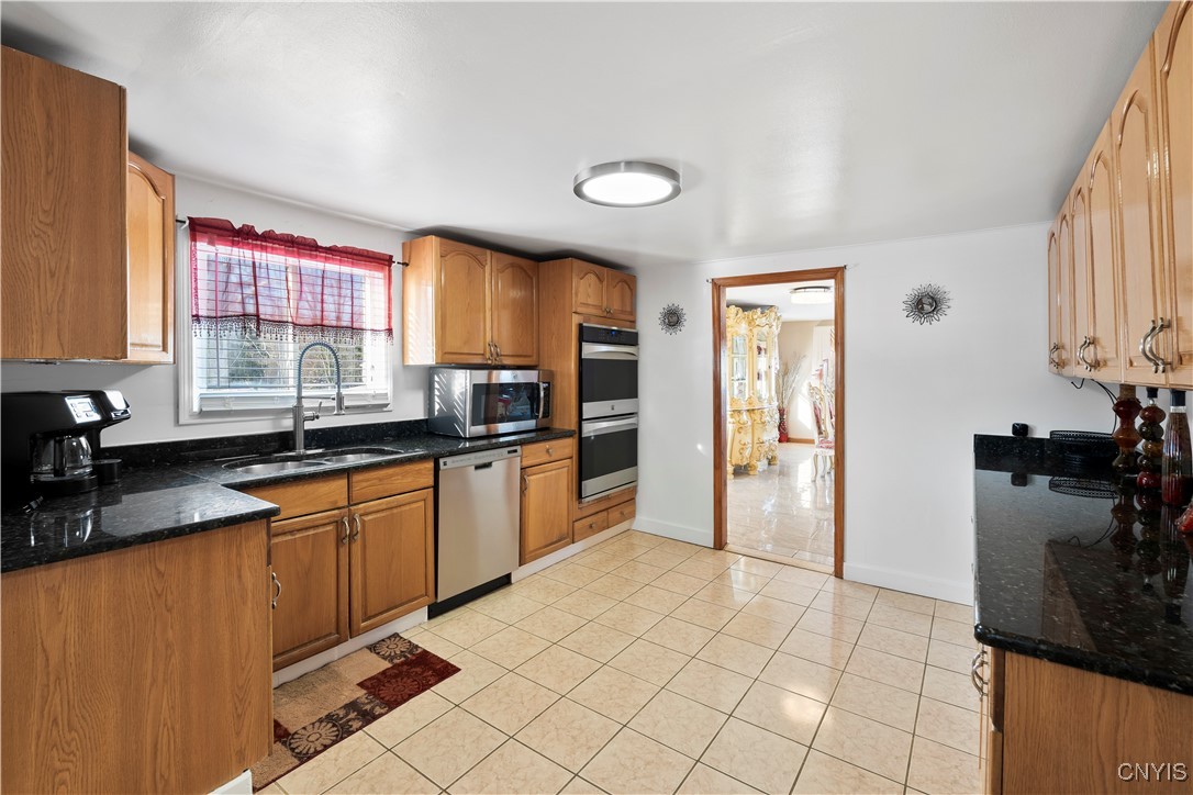 3302 Stiles Road Van Buren, NY 13209 - Photo 6 of 49 Kitchen