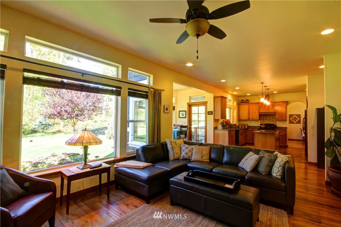 5111 Roney Road Bow, WA 98232 - Photo 9 of 25 Gallery Image 9