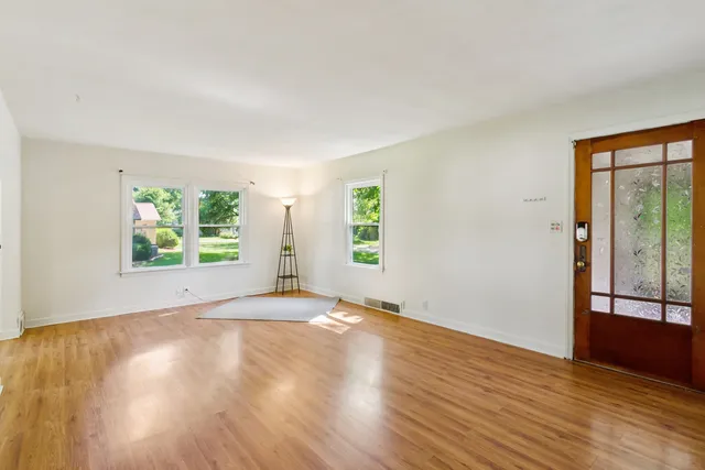 $185,000 | 406 South 4th Street, St. Joseph, IL 61873