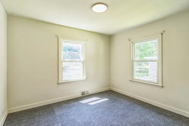 $185,000 | 406 South 4th Street, St. Joseph, IL 61873