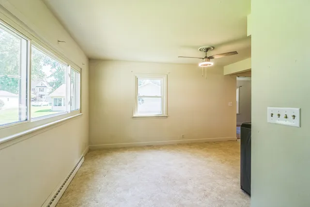 $185,000 | 406 South 4th Street, St. Joseph, IL 61873