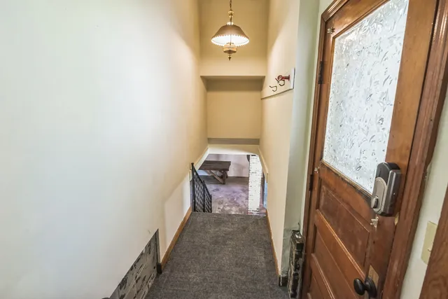 $185,000 | 406 South 4th Street, St. Joseph, IL 61873