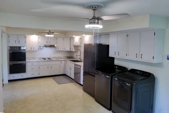 $185,000 | 406 South 4th Street, St. Joseph, IL 61873