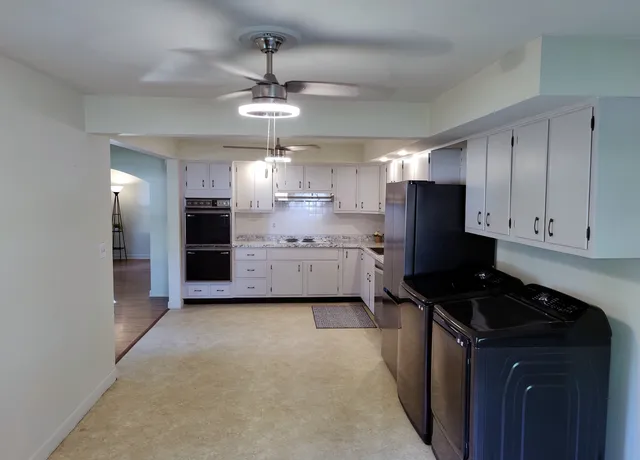 $185,000 | 406 South 4th Street, St. Joseph, IL 61873