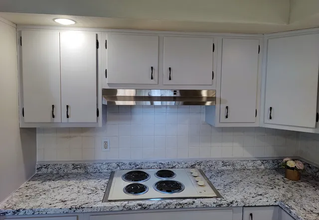 $185,000 | 406 South 4th Street, St. Joseph, IL 61873