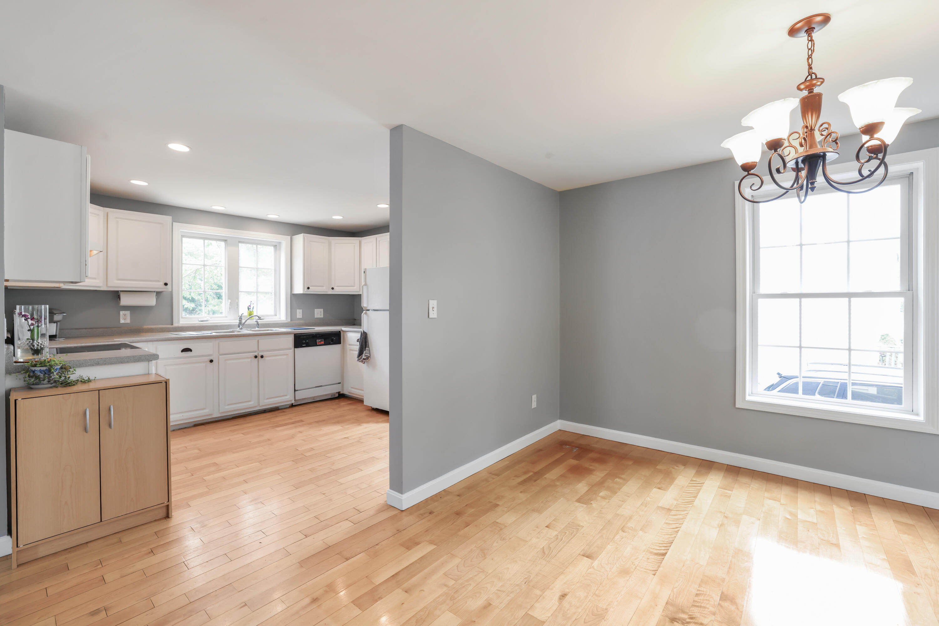 22 Ryan Road Saco, ME 04072 - Photo 5 of 20 Dining Room, View to Kitchen