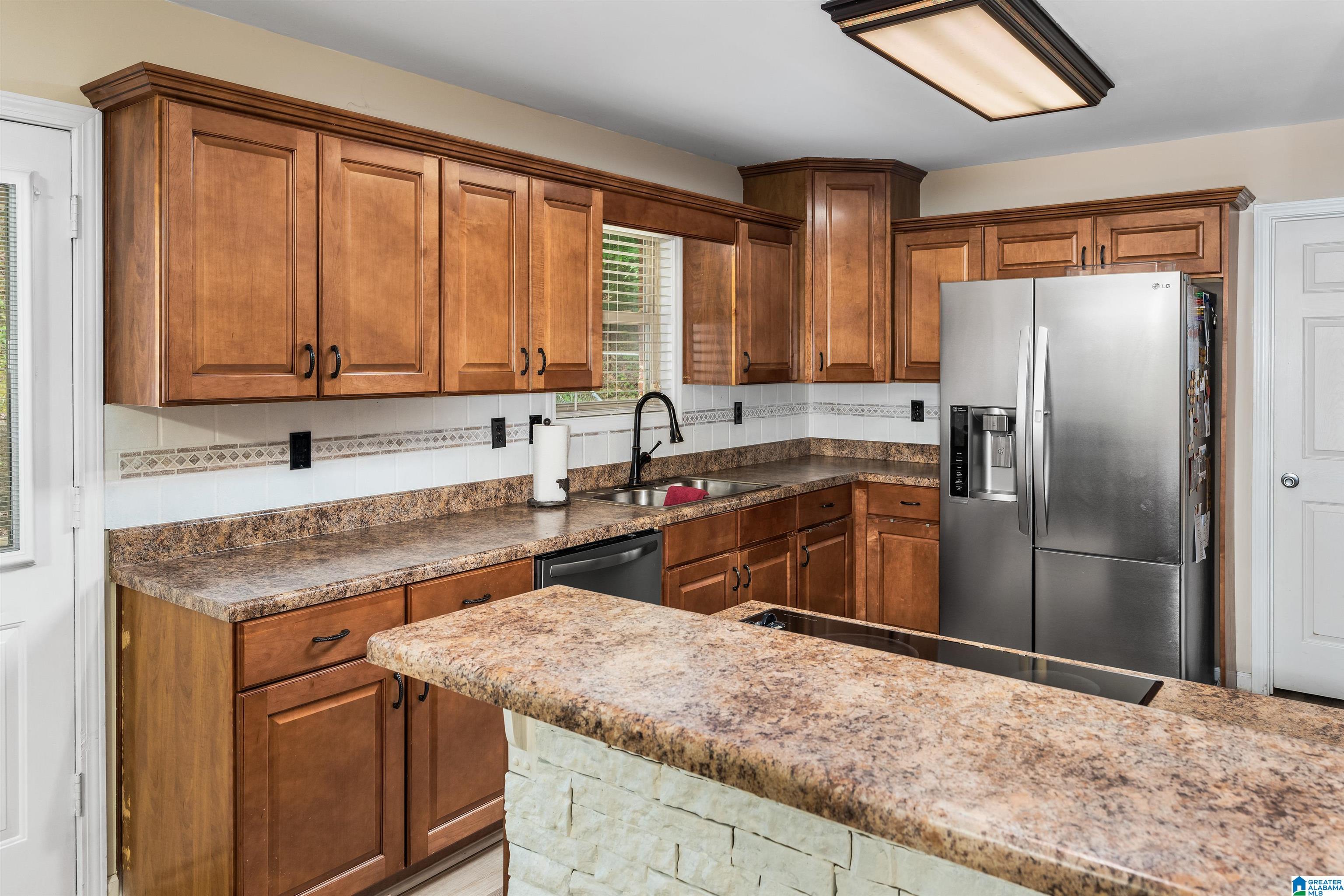 2837 Springville Boulevard Oneonta, AL 35121 - Photo 12 of 37