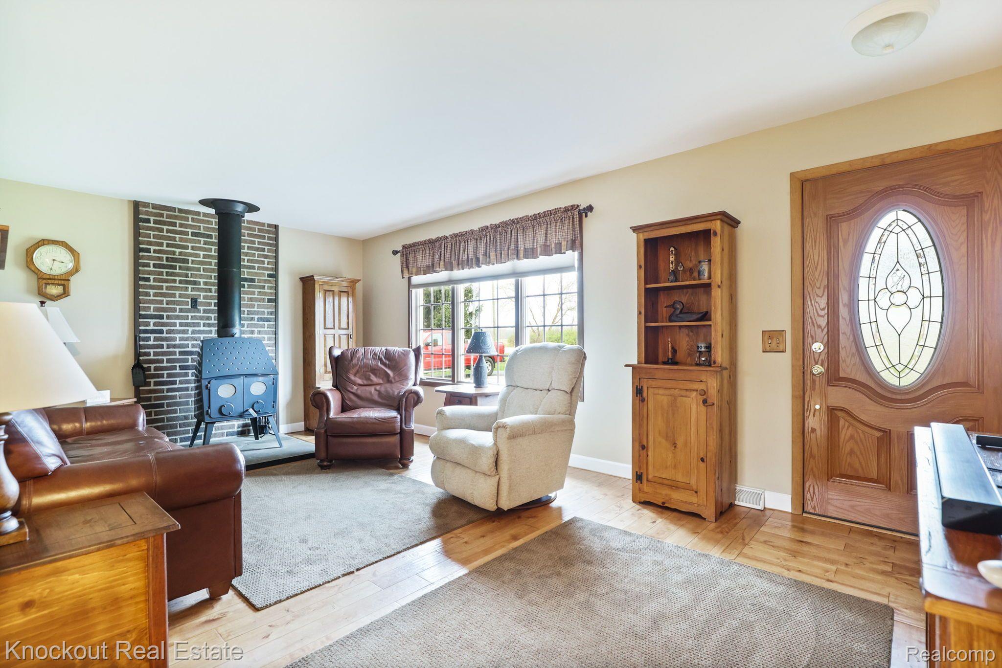 6067 State Road Vassar, MI 48768 - Photo 8 of 40 Gallery Image 8