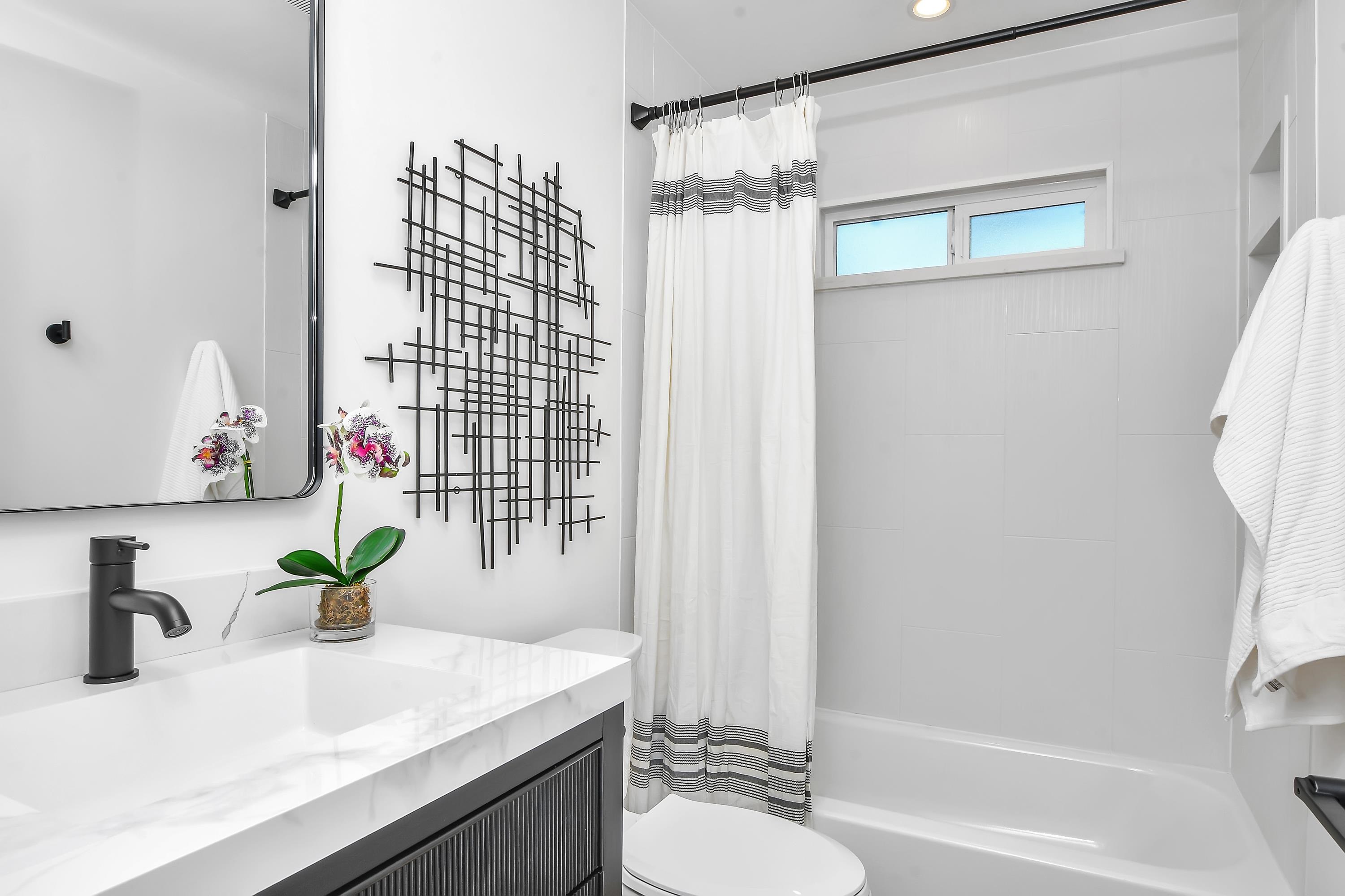 1351 Shell Avenue Martinez, CA 94553 - Photo 15 of 29 Full bathroom featuring vanity and shower / bath combo