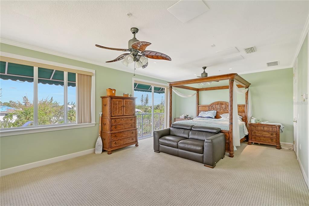 467 Canal Road, Unit 467 Sarasota, FL 34242 - Photo 25 of 60 Gallery Image 25