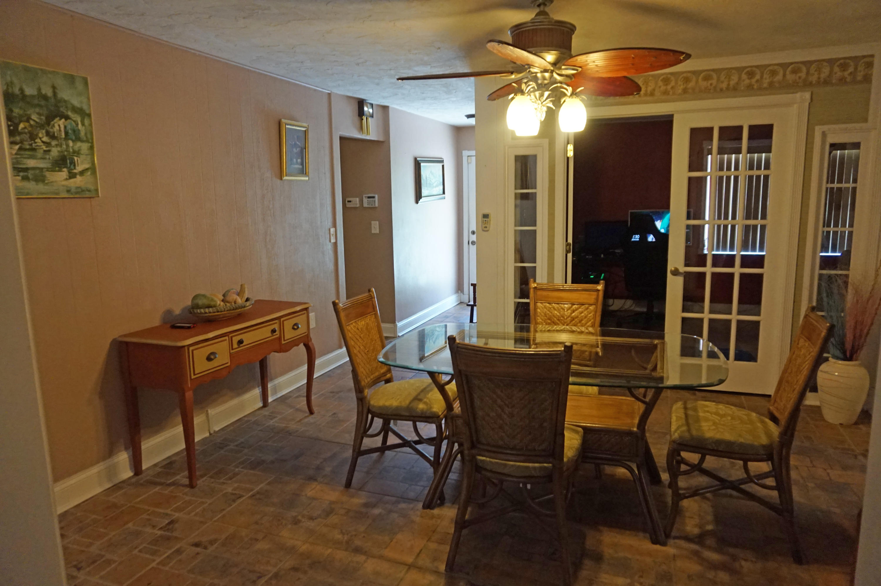 801 South Jenkins Road Fort Pierce, FL 34947 - Photo 3 of 15 DSC01459.2