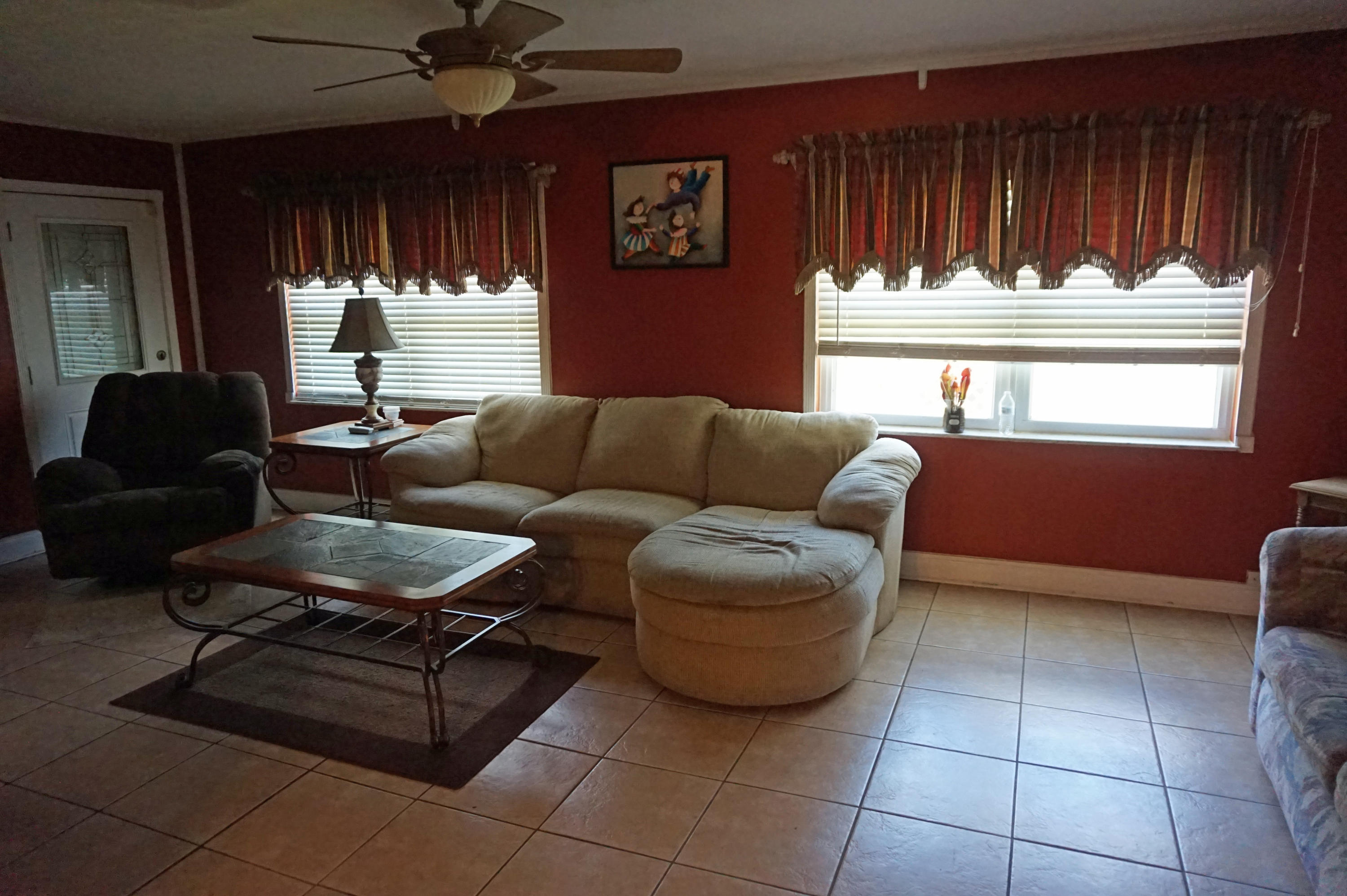 801 South Jenkins Road Fort Pierce, FL 34947 - Photo 4 of 15 DSC01469.2
