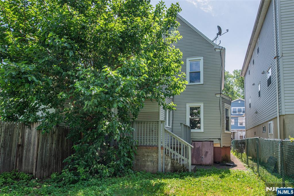 145 Alexander Street Newark, NJ 07106 - Photo 19 of 20