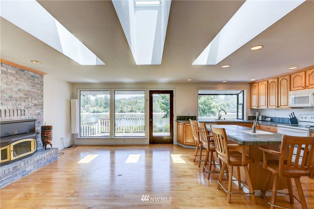 541 Southeast Channel Point Road Shelton, WA 98584 - Photo 14 of 35 Gallery Image 14