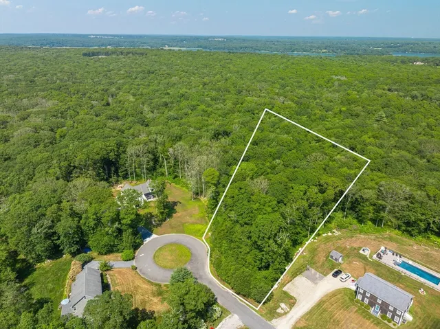 a view of a tennis court