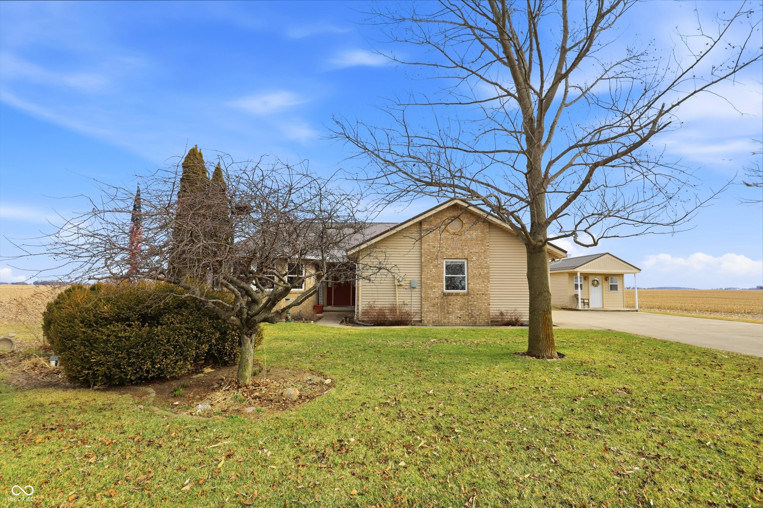 781 State Rte 19 Tipton, IN 46072 - Photo 3 of 60