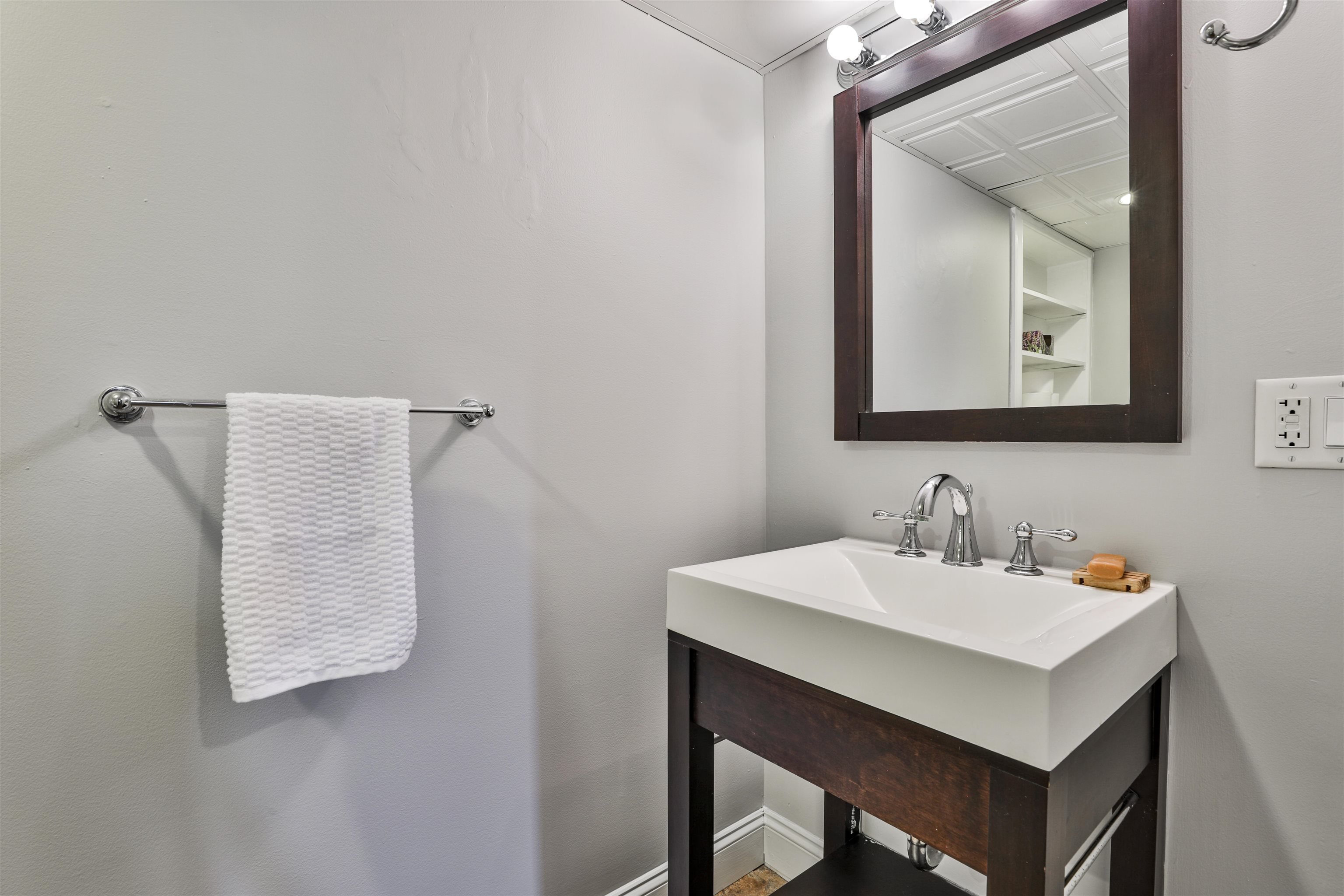 6 Crestview Terrace Stratham, NH 03885 - Photo 34 of 37