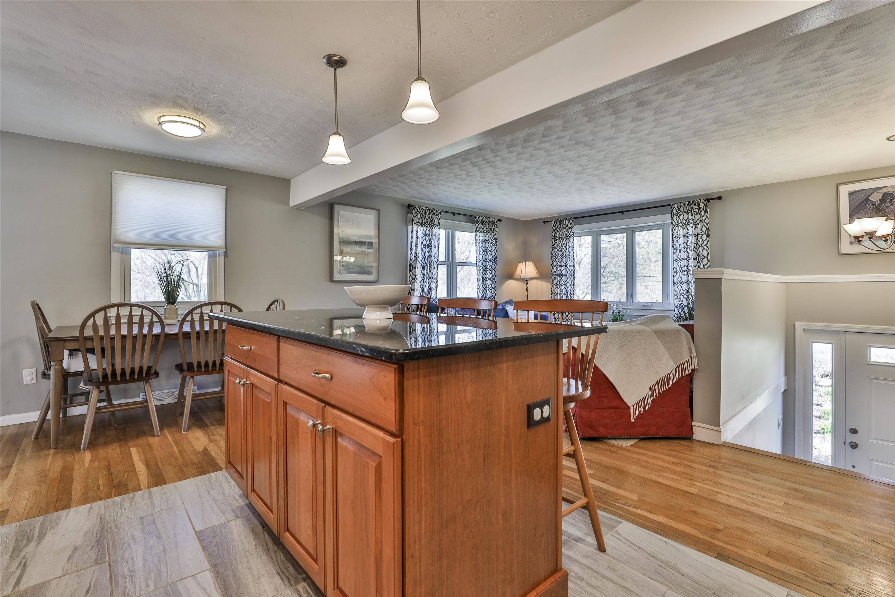 6 Crestview Terrace Stratham, NH 03885 - Photo 7 of 37