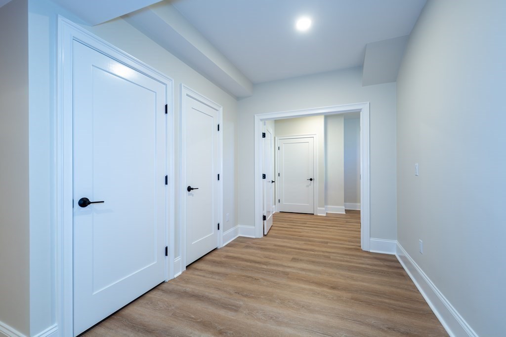 40 Stratford Road Natick, MA 01760 - Photo 31 of 34